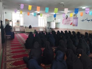 حضور قضات در مدارس؛اقدام ویژه دستگاه قضایی زرند در حمایت از طرح عفاف و حجاب